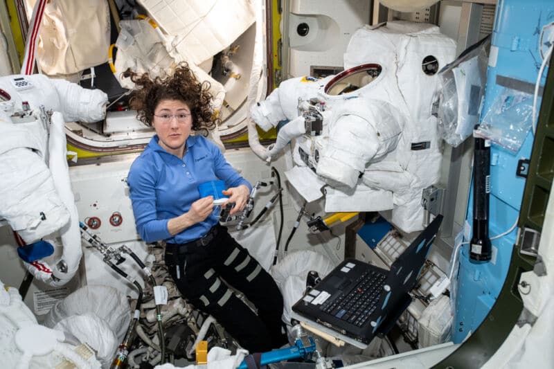 No sabemos por qué, pero estar en el espacio hace que destruyamos nuestra sangre