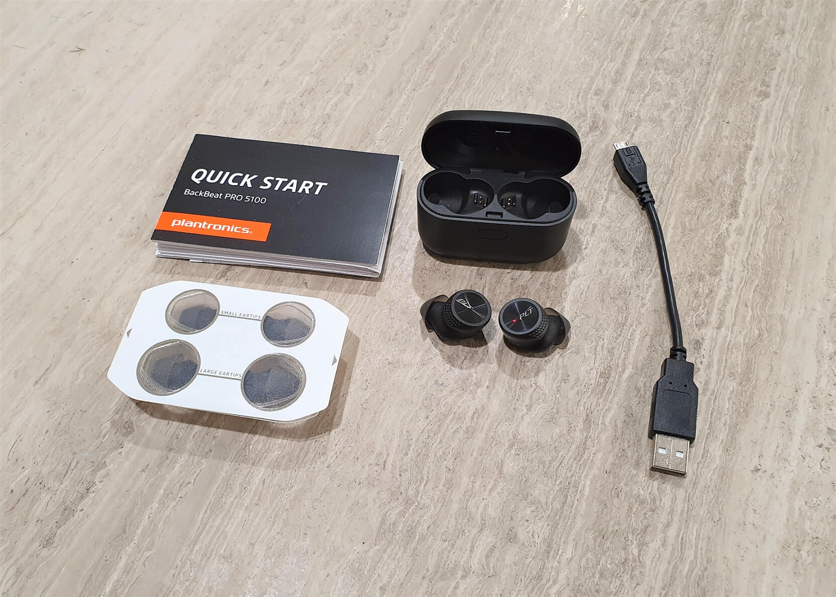 https://www.cnet.com/a/img/resize/0ae5b973ee737d67551481d79cd30697608d2ed8/hub/2019/09/03/fb7143dc-ebcf-48f4-9537-b9ac45433be8/16-plantronics-backbeat-pro-5100.jpg
